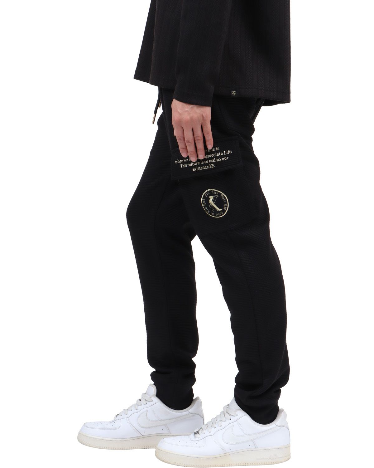 ブラック：174cm62kg(Mサイズ着用)