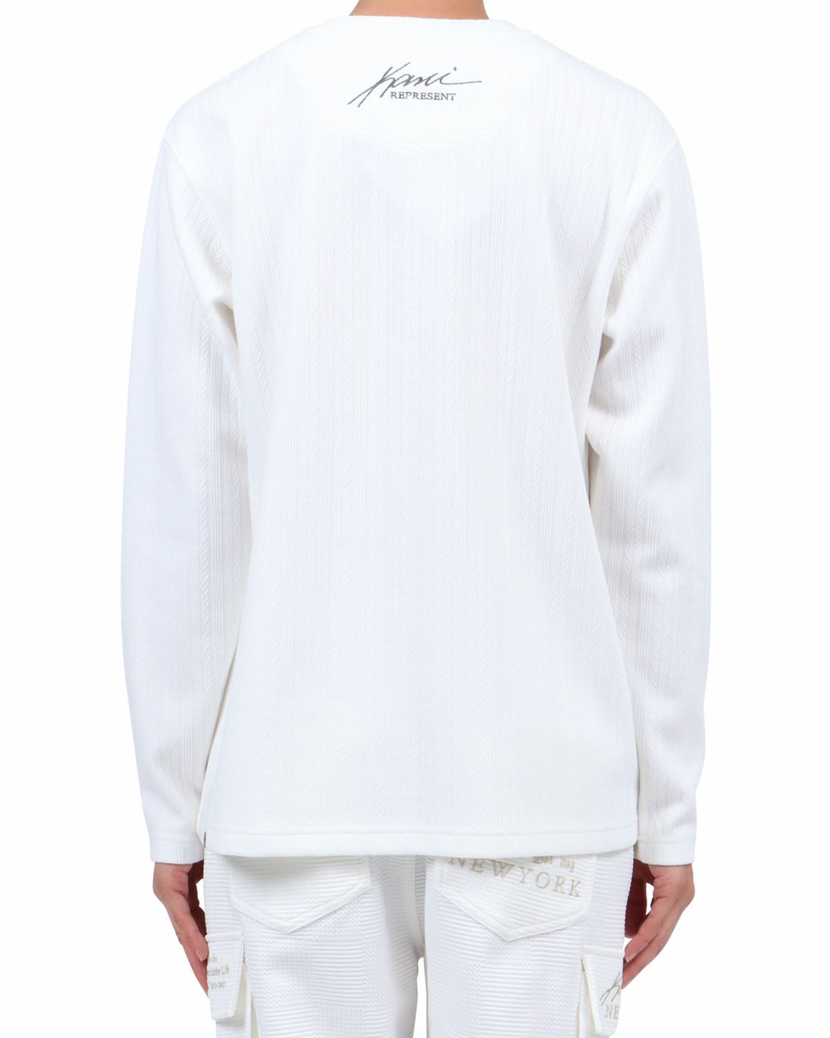 ホワイト：174cm62kg(Lサイズ着用)