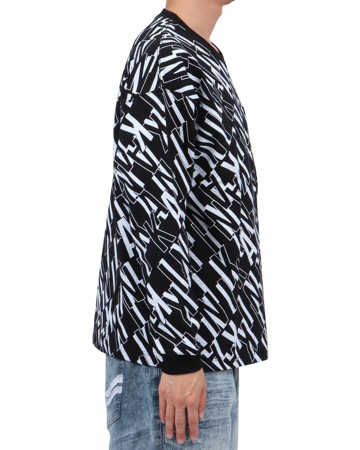 ブラック：174cm62kg(Lサイズ着用)