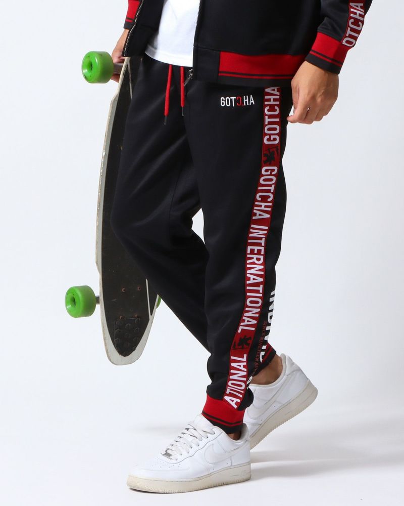 ブラック：180cm/70kg(Lサイズ着用)