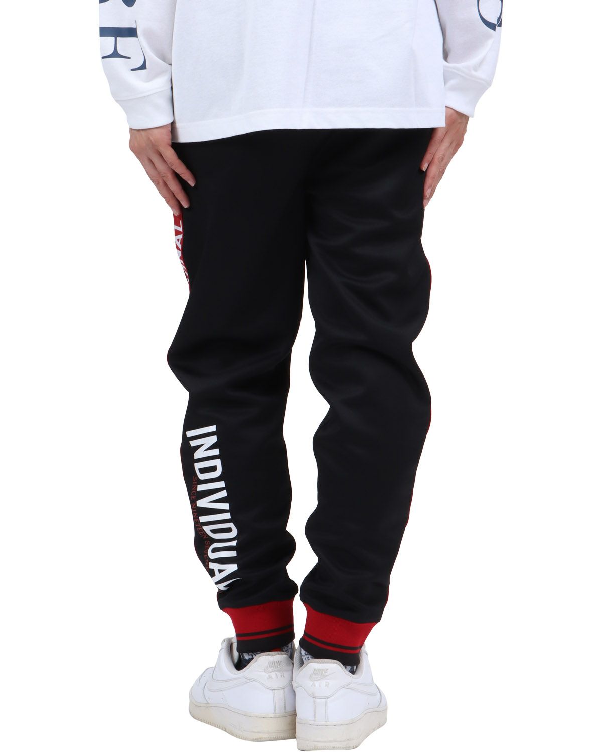 ブラック：174cm62kg(Mサイズ着用)