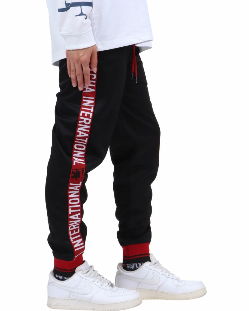 ブラック：174cm62kg(Lサイズ着用)