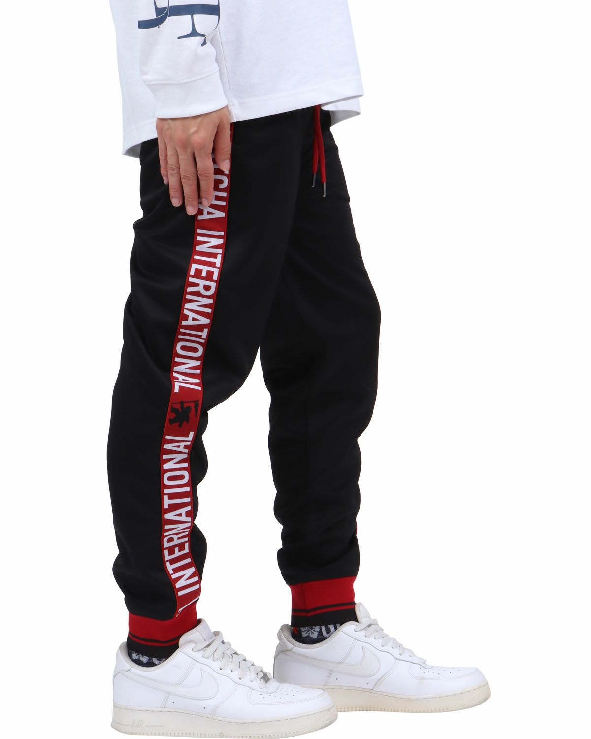 ブラック：174cm62kg(Lサイズ着用)