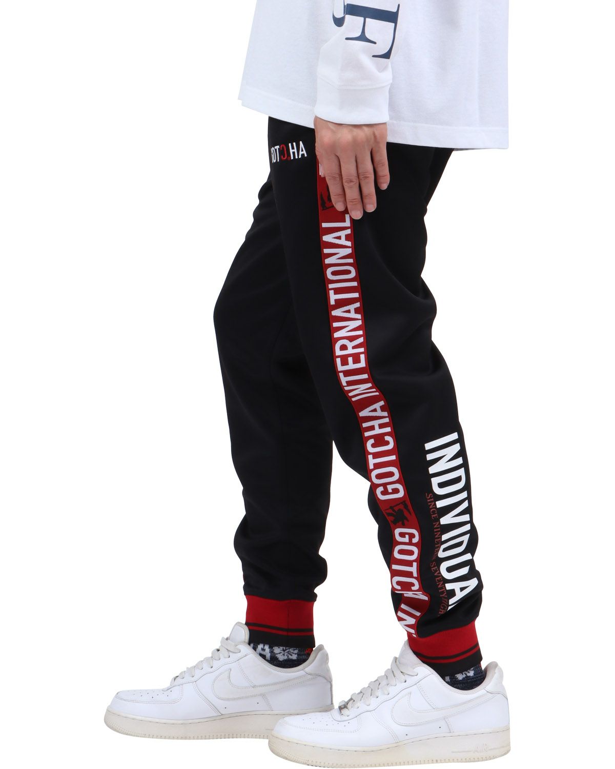 ブラック：174cm62kg(Mサイズ着用)