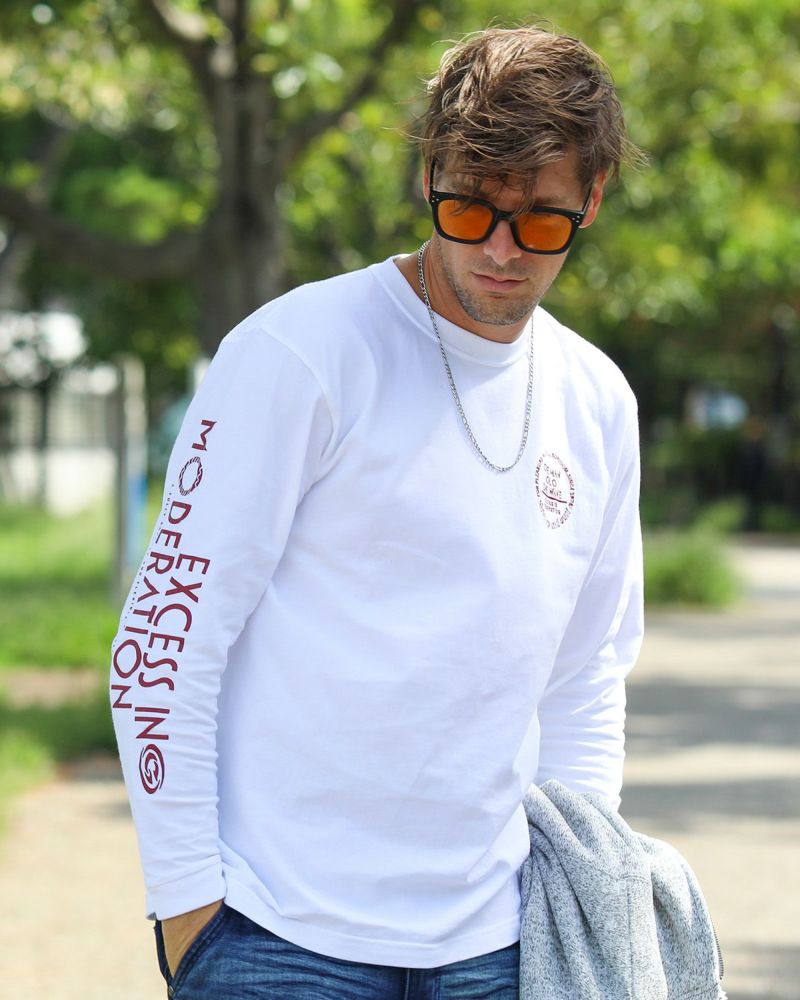 ホワイト：183cm/70kg(Lサイズ着用)