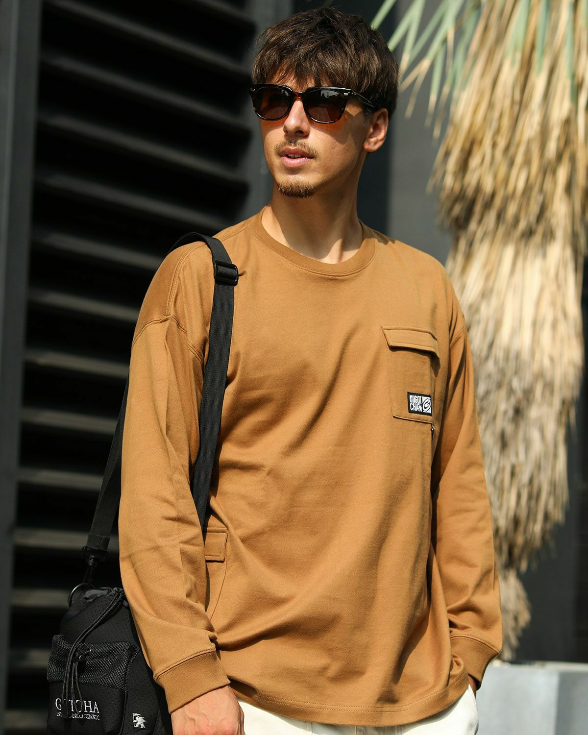 べージュ：180cm/70kg(Lサイズ着用)