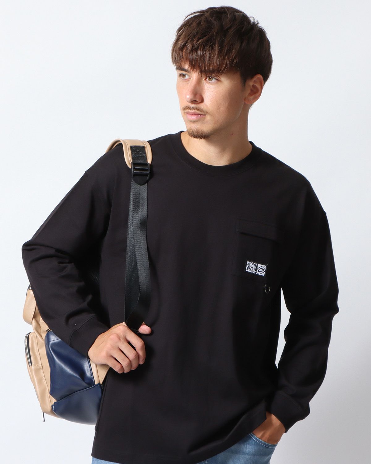 ブラック：180cm/70kg(Lサイズ着用)