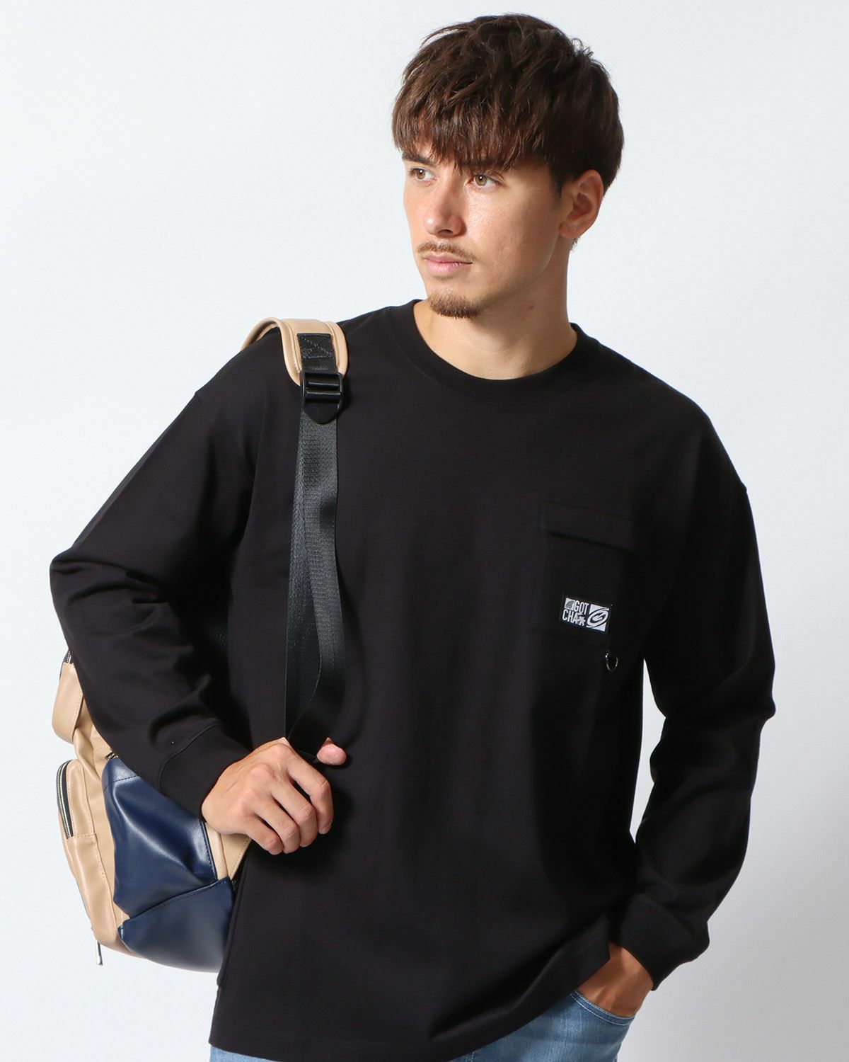 ブラック：180cm/70kg(Lサイズ着用)