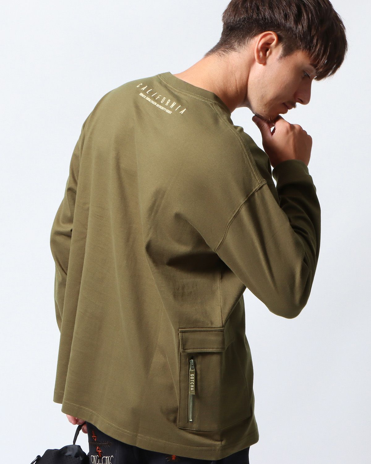 カーキ：180cm/70kg(Lサイズ着用)