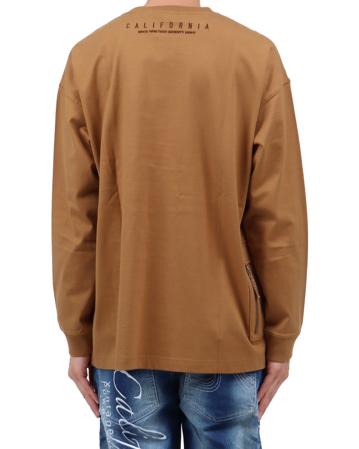 ベージュ：174cm62kg(Lサイズ着用)