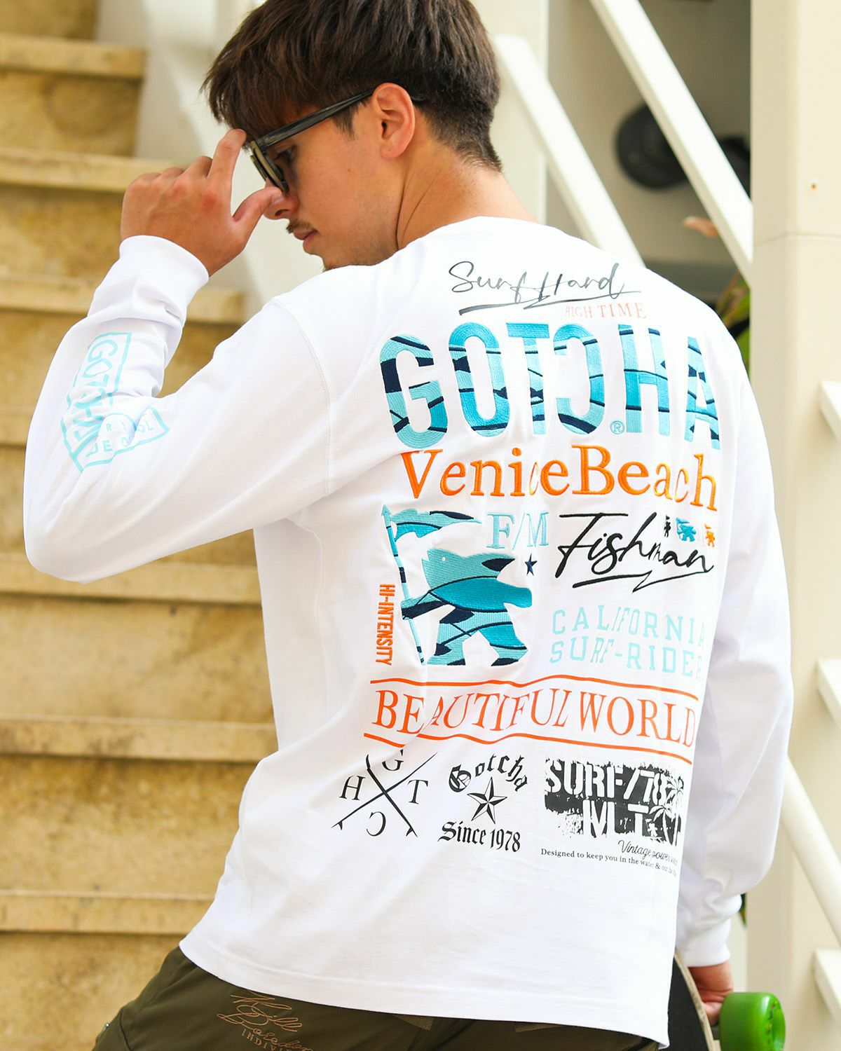 ホワイト：180cm/70kg(Lサイズ着用)