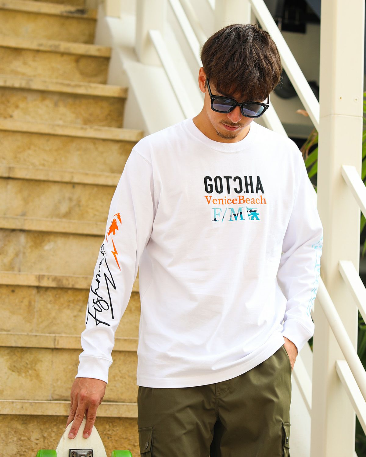 ホワイト：180cm/70kg(Lサイズ着用)