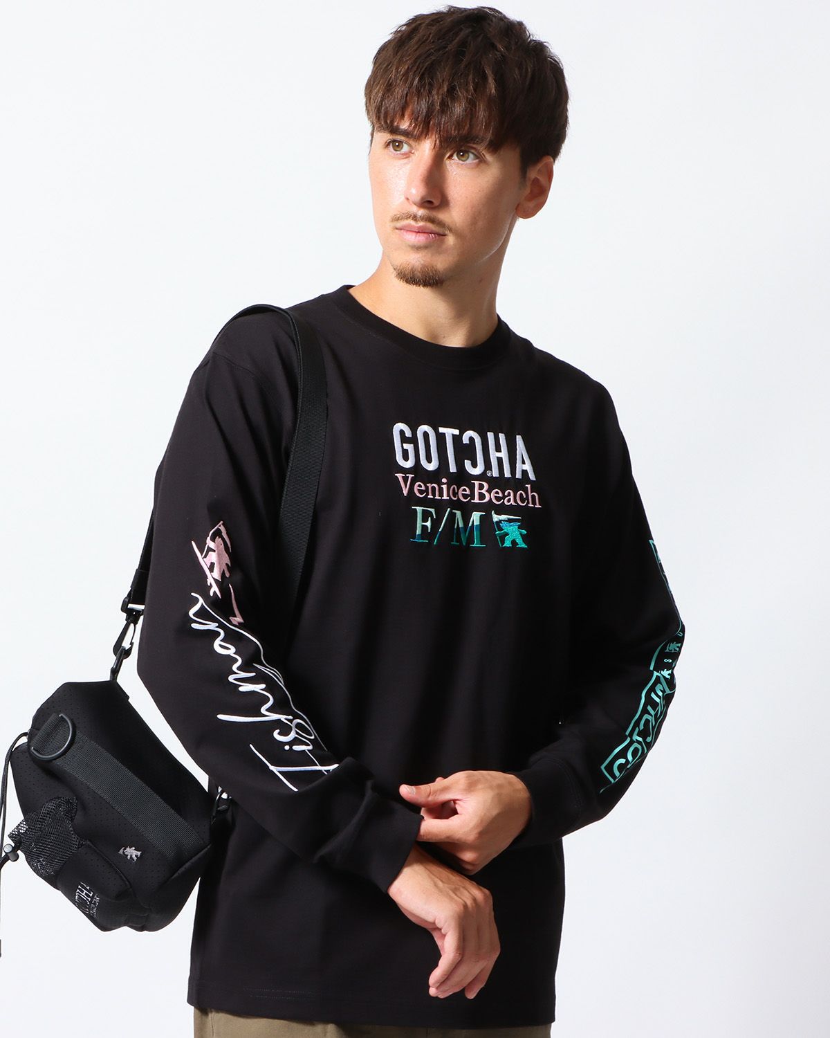 ブラック：180cm/70kg(Lサイズ着用)