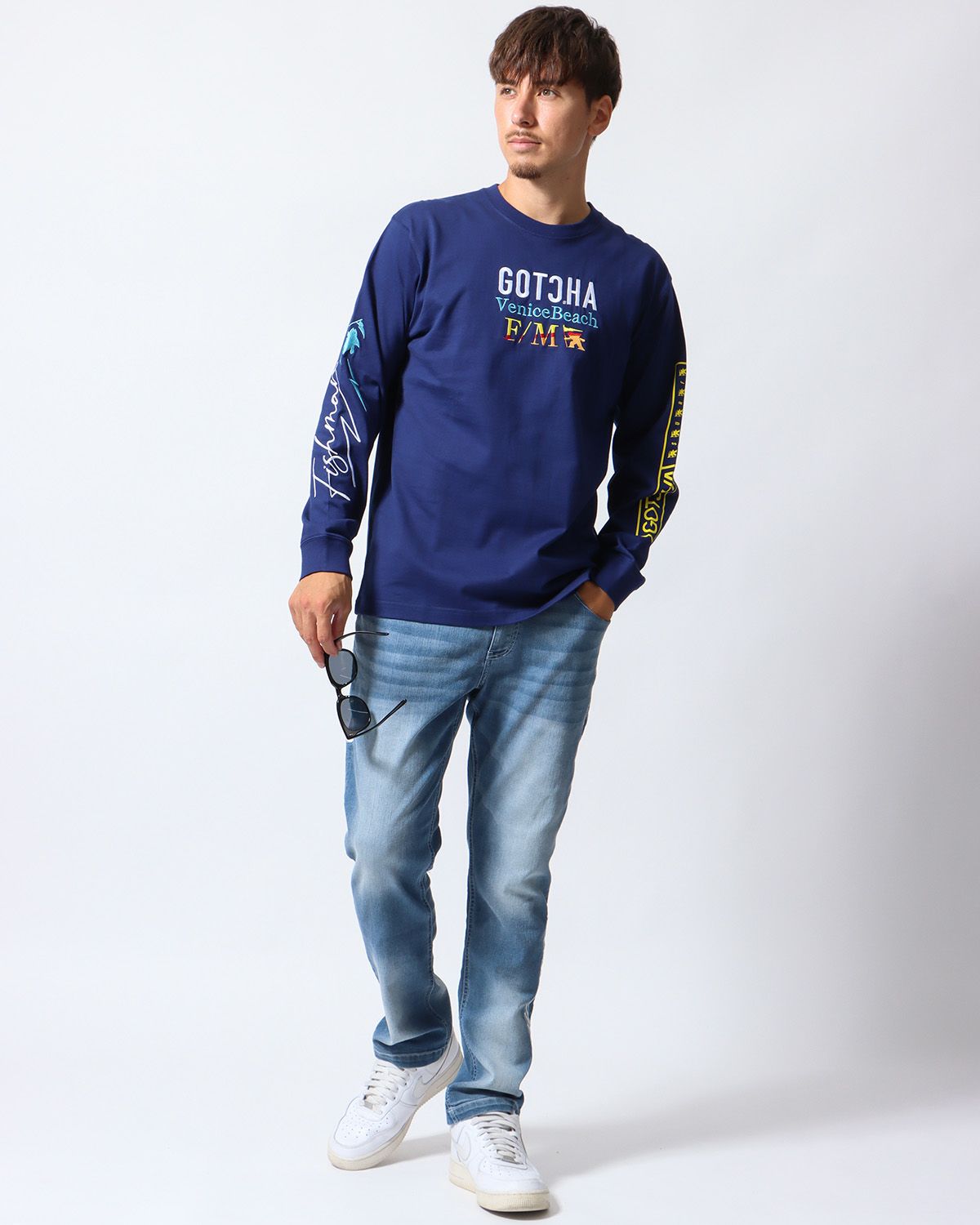 ネイビー：180cm/70kg(Lサイズ着用)