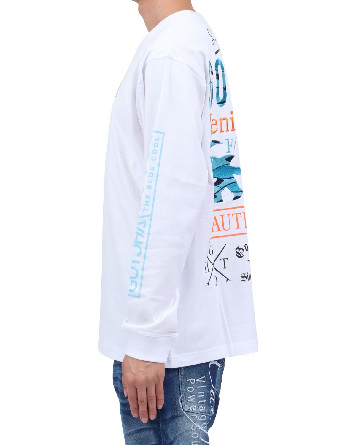 ホワイト：174cm62kg(Lサイズ着用)