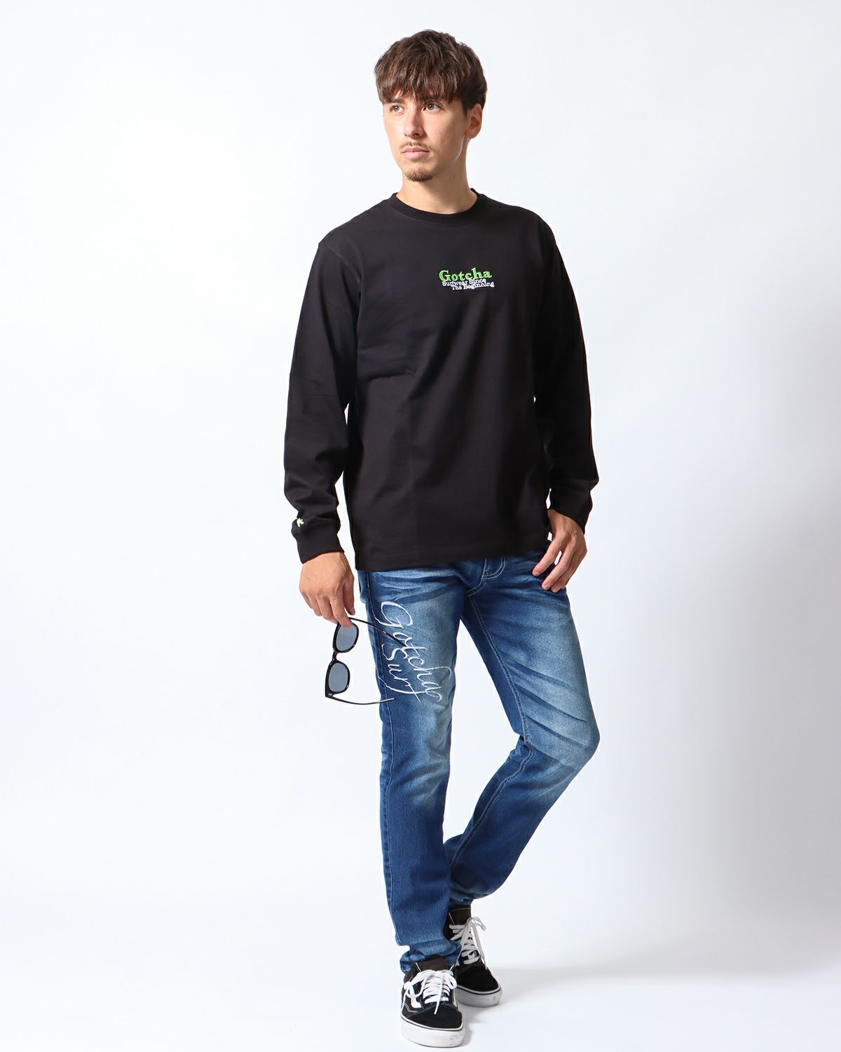 ブラック：180cm/70kg(Lサイズ着用)