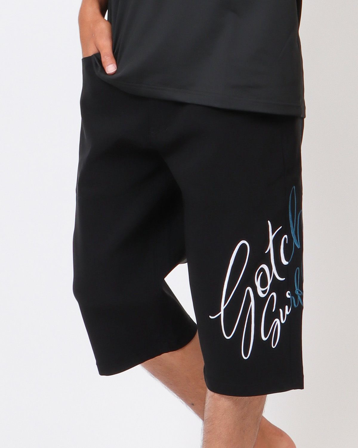 ブラック：178cm68kg(Lサイズ着用)