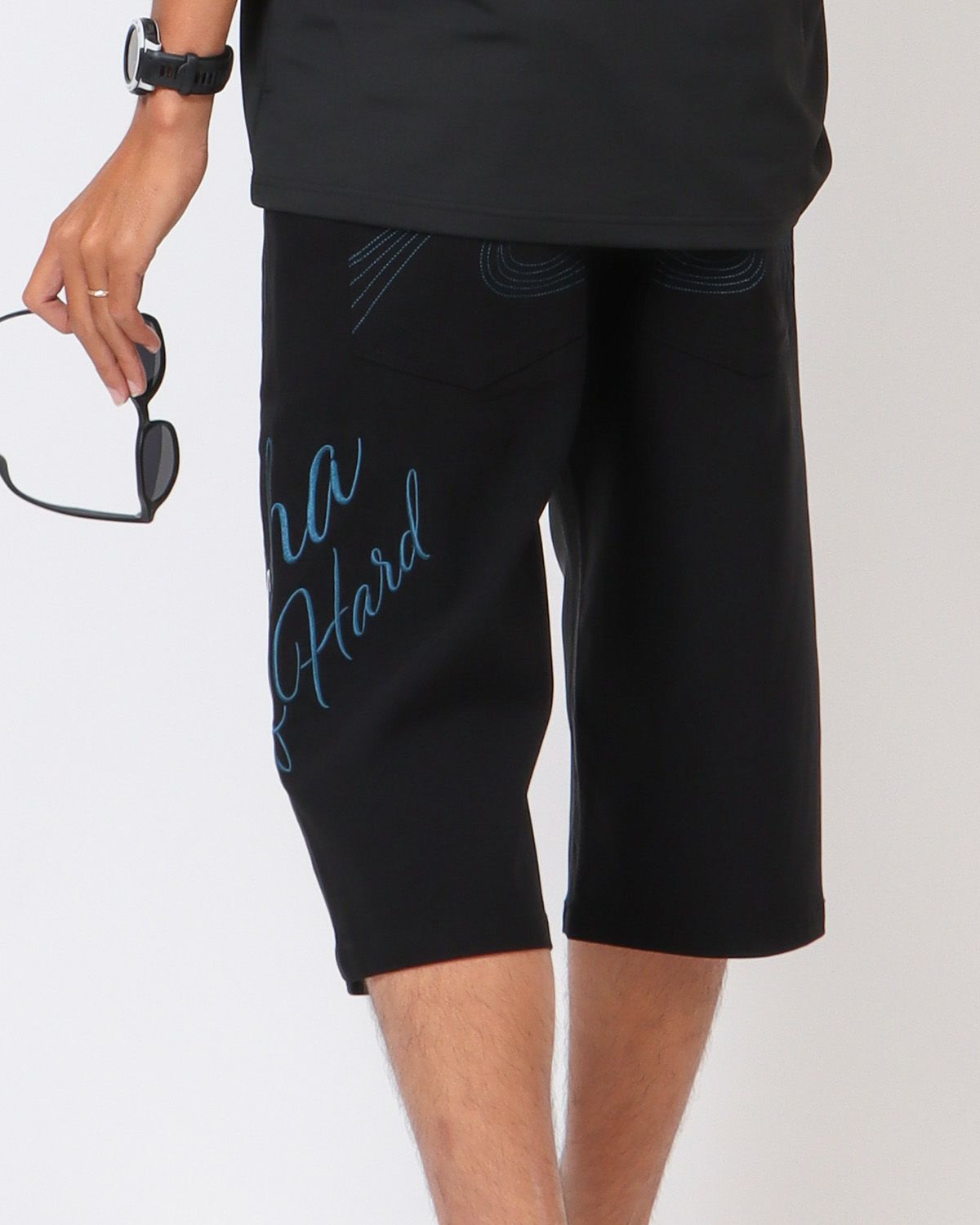 ブラック：178cm68kg(Lサイズ着用)