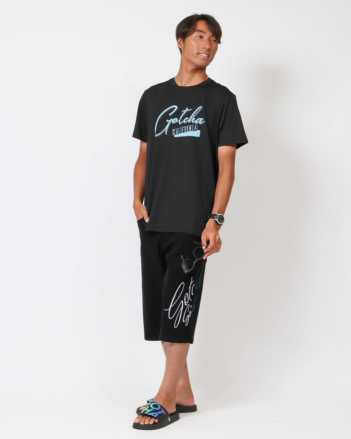 ブラック：178cm68kg(Lサイズ着用)