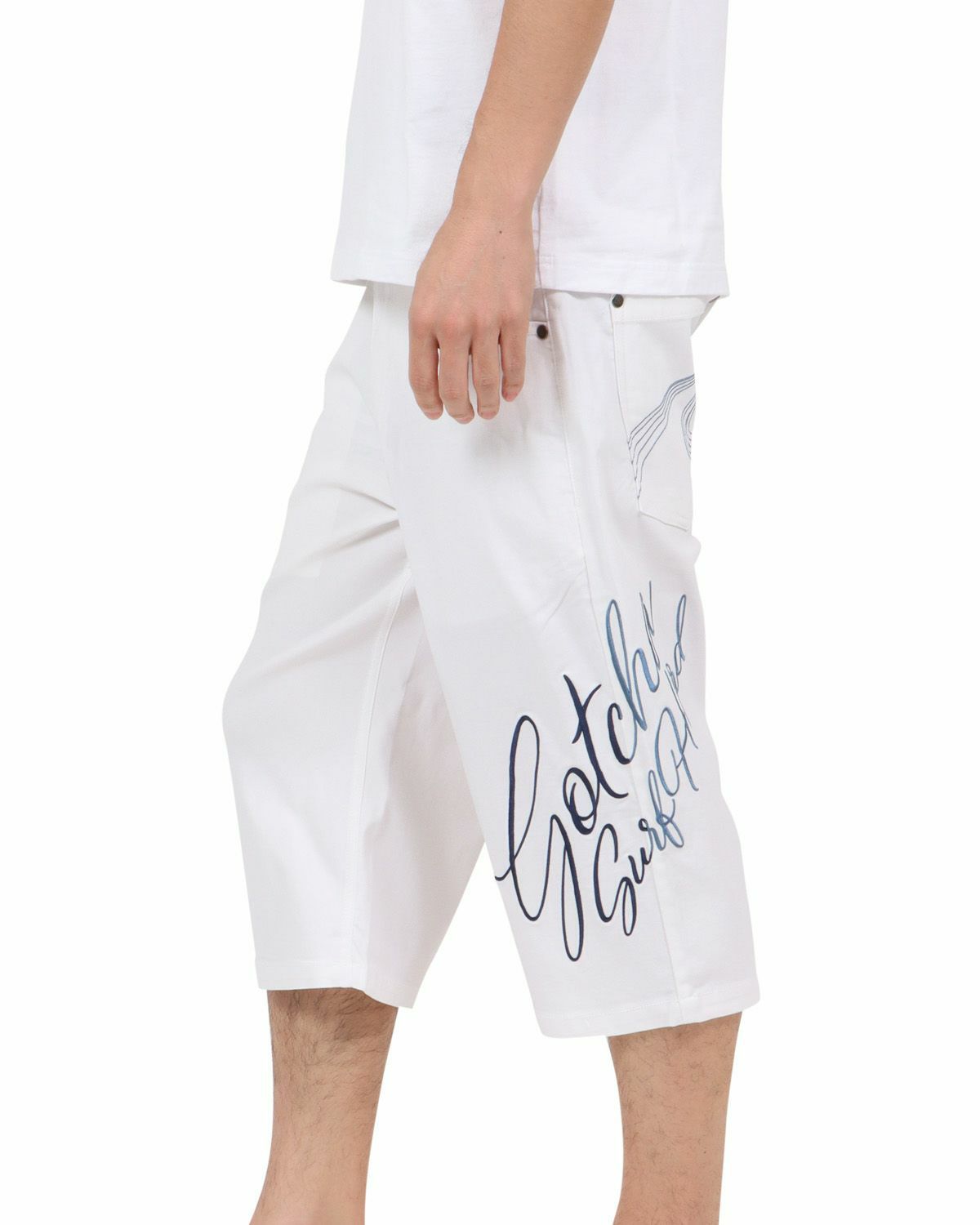 ホワイト：180cm67kg(Lサイズ着用)