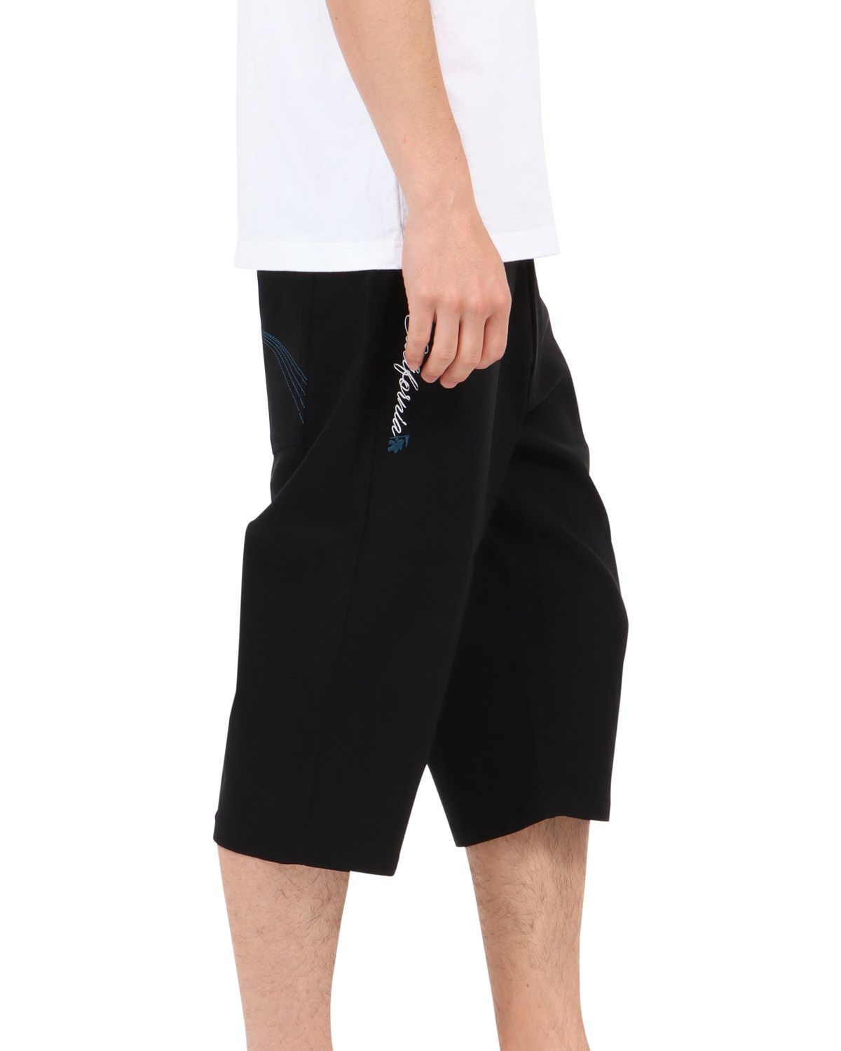 ブラック：180cm67kg(Mサイズ着用)