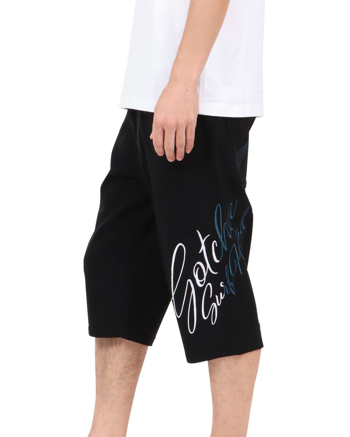 ブラック：180cm67kg(Mサイズ着用)