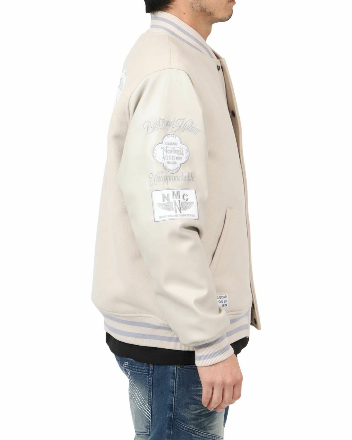 オフホワイト：180cm67kg(Lサイズ着用)