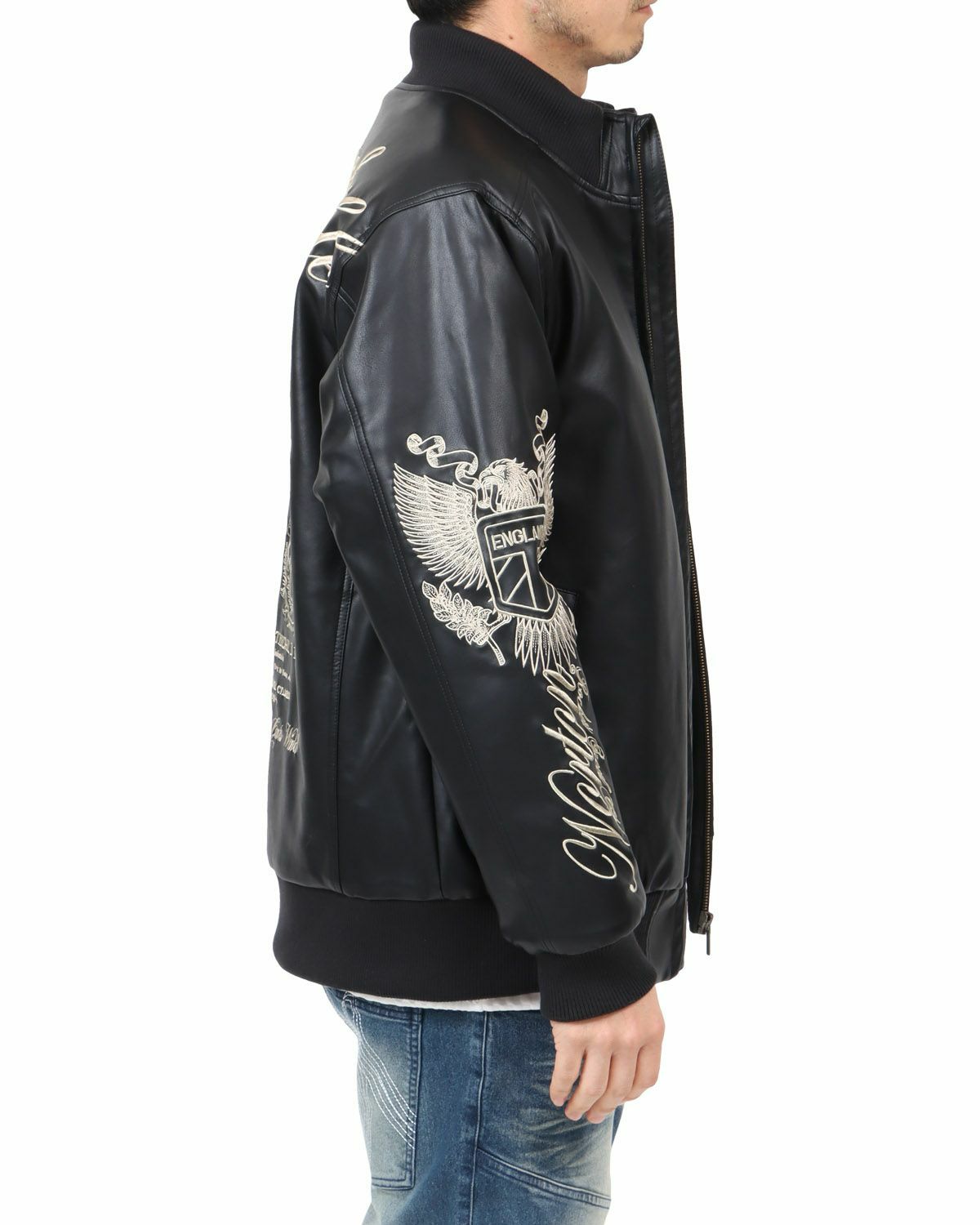 ブラック：180cm67kg(Lサイズ着用)