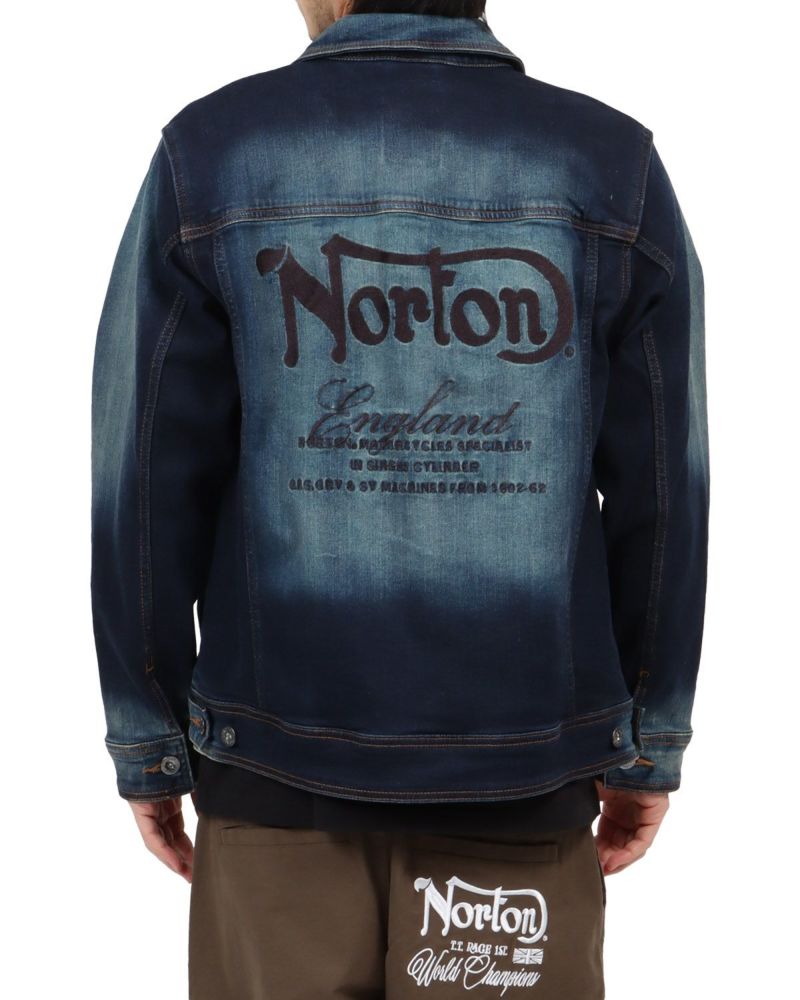 インディゴ：180cm67kg(Lサイズ着用)