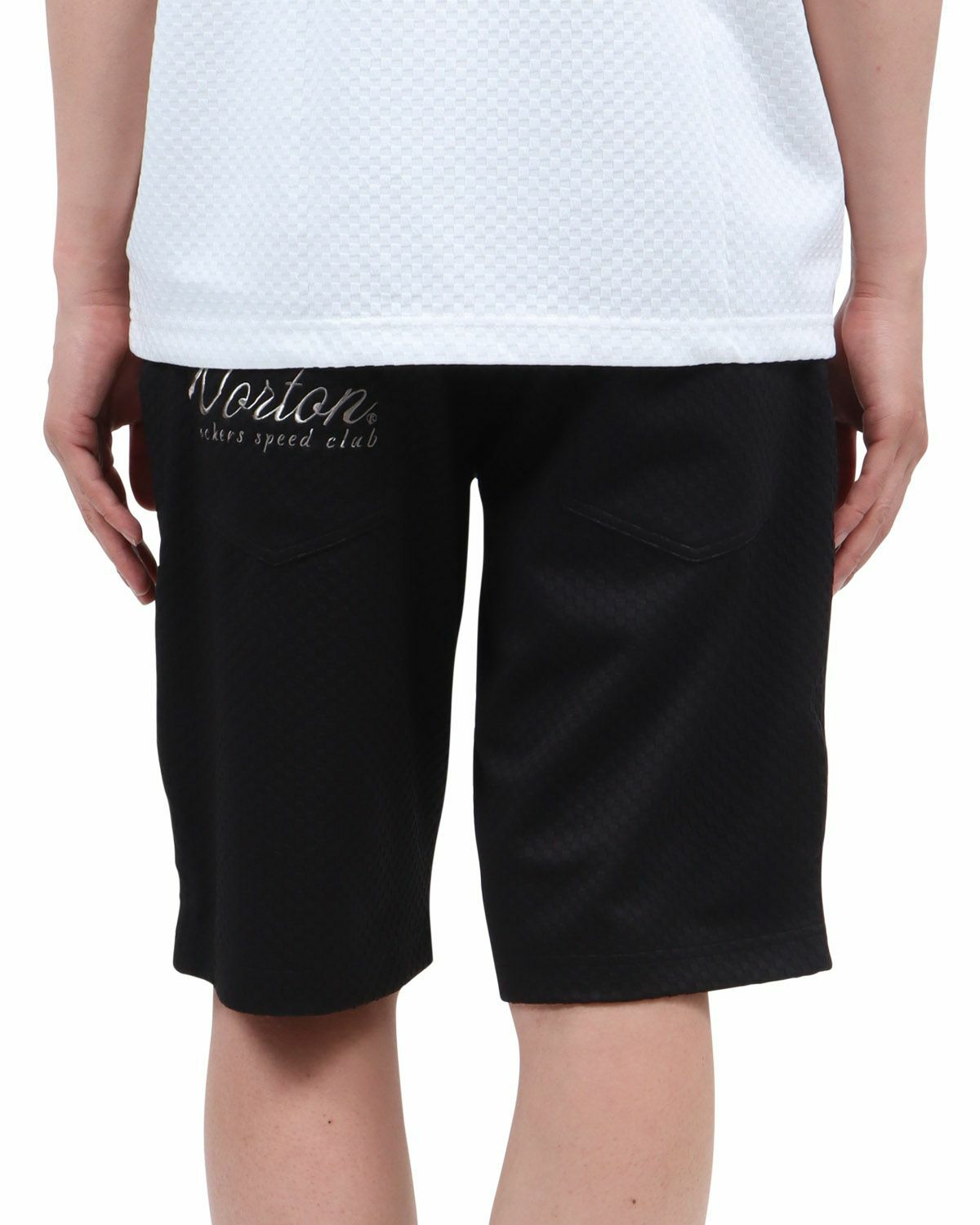 ブラック：174cm62kg(Lサイズ着用)