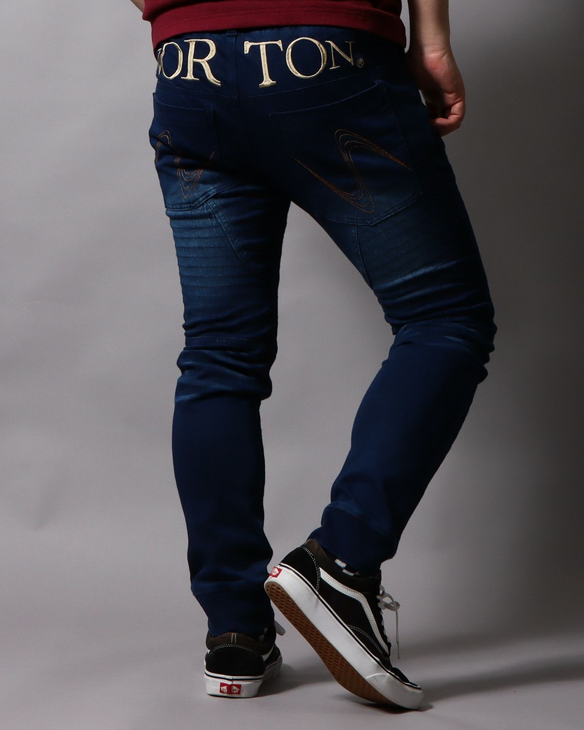 ブリーチ：178cm/75kg(Lサイズ着用)