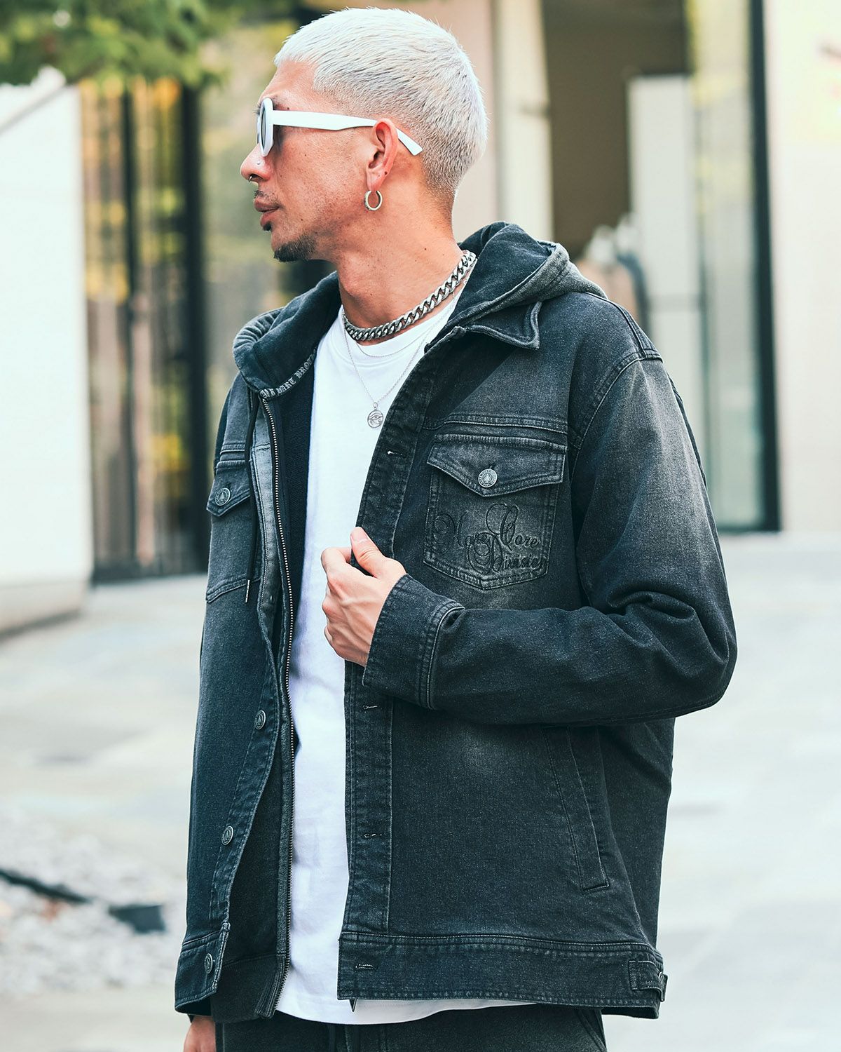 ブラック:183cm(XLサイズ着用)