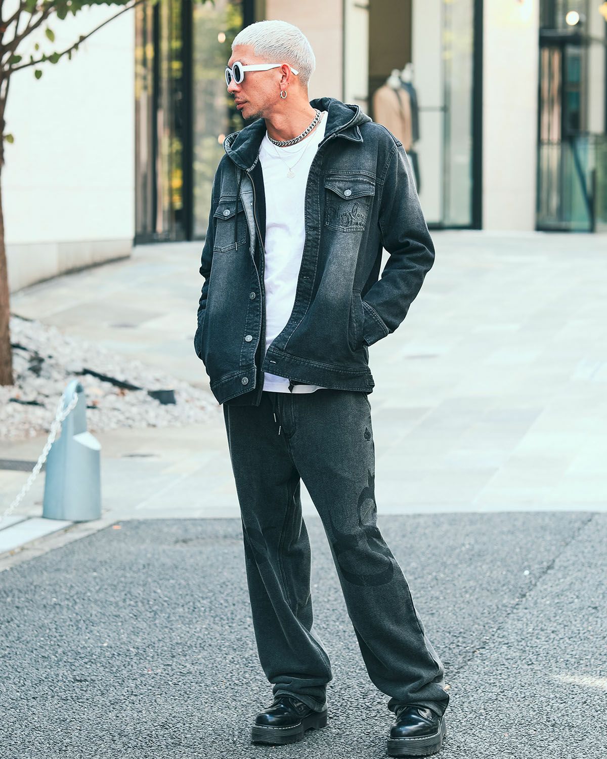 ブラック:183cm(XLサイズ着用)