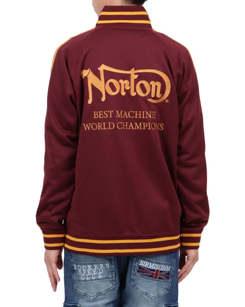 ワイン：174cm62kg(Lサイズ着用)