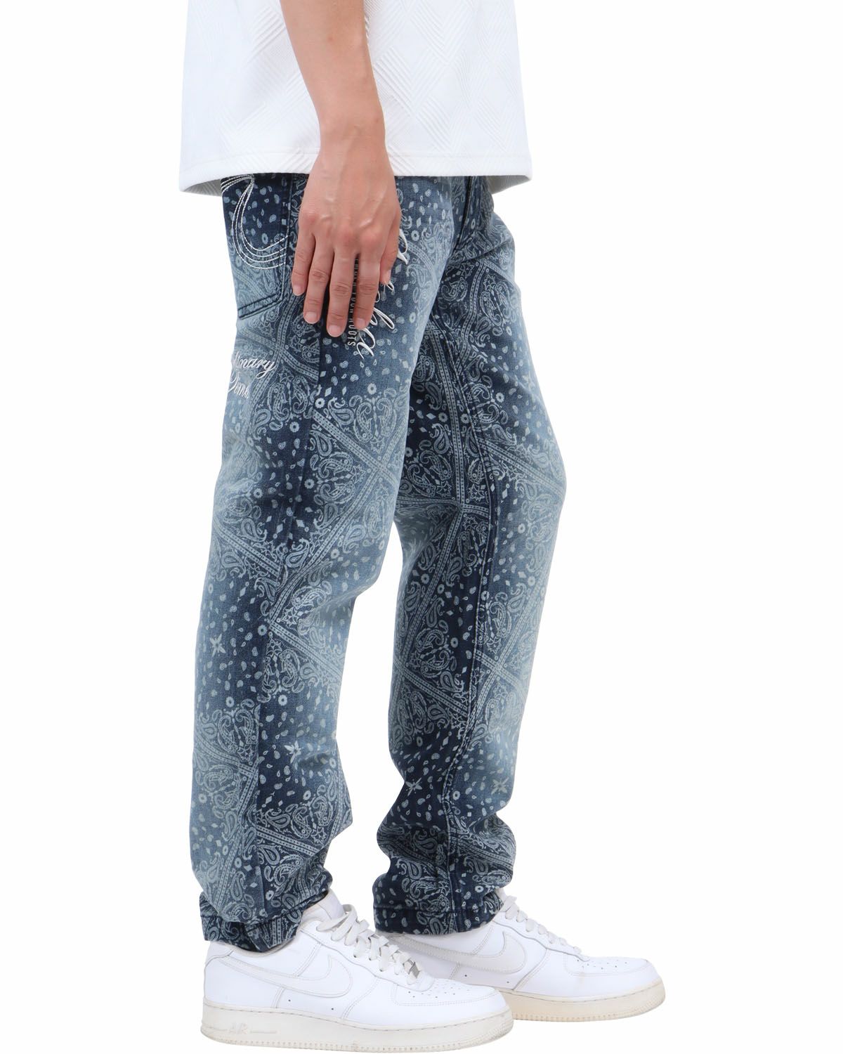 ブリーチ：174cm62kg(Mサイズ着用)