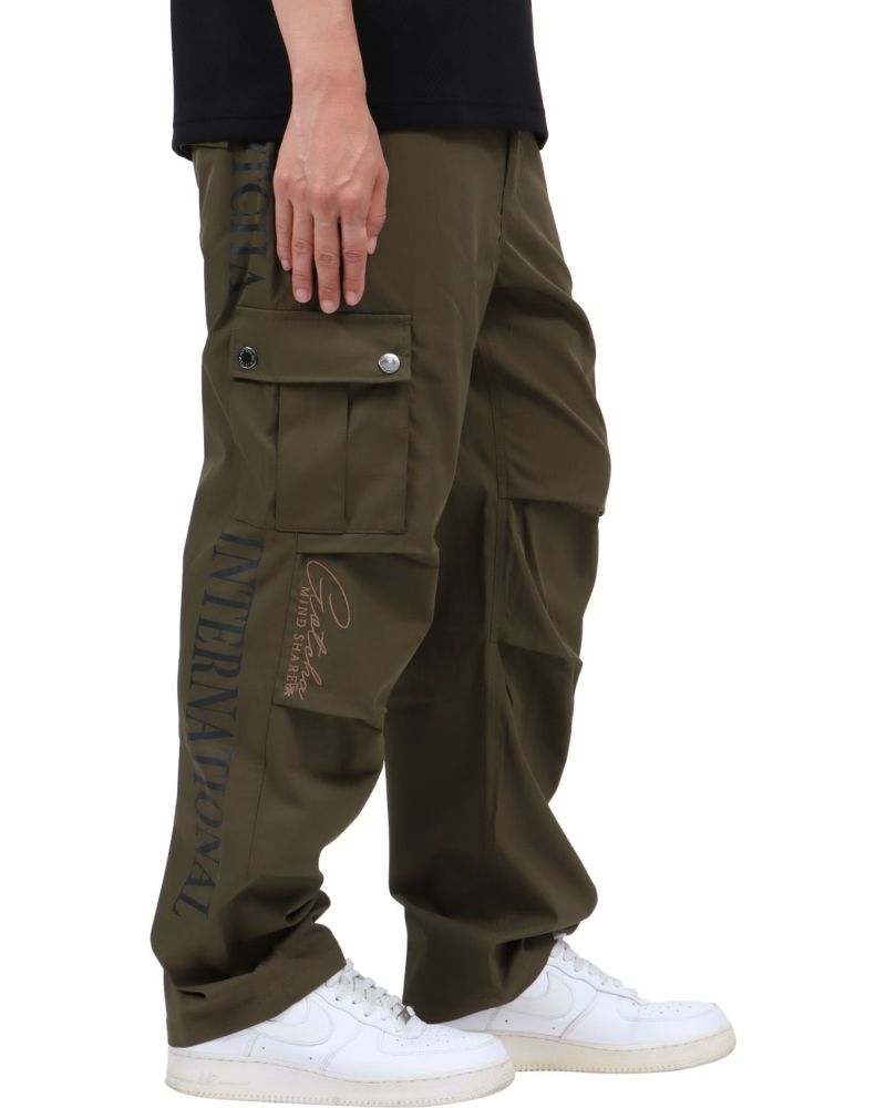 カーキ：174cm62kg(Mサイズ着用)