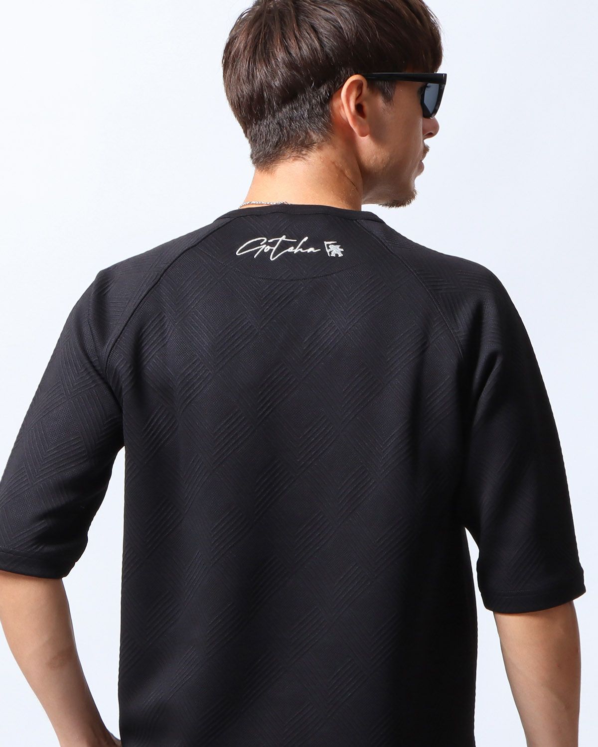 ブラック：180cm/70kg(Lサイズ着用)