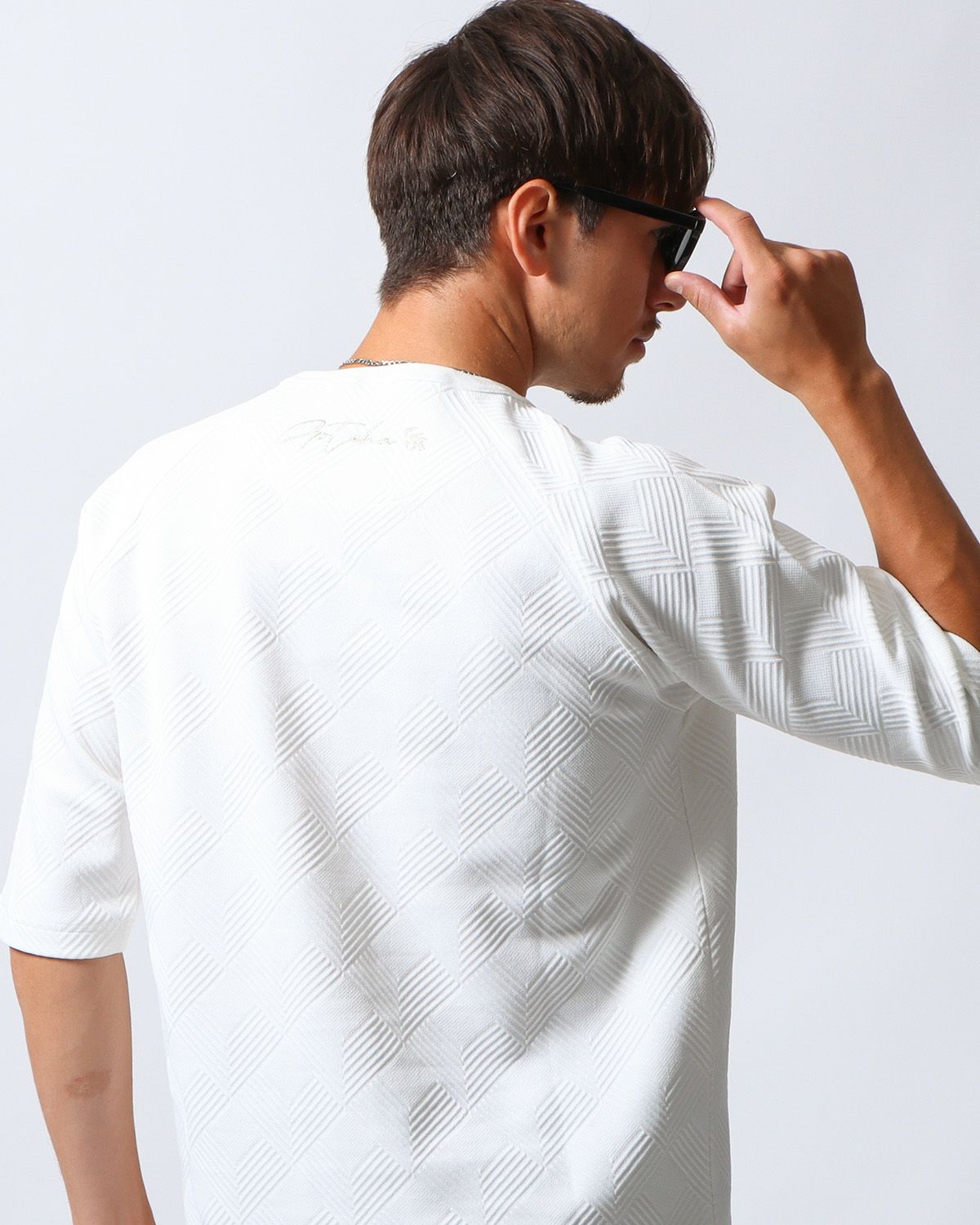 オフホワイト：180cm/70kg(Lサイズ着用)