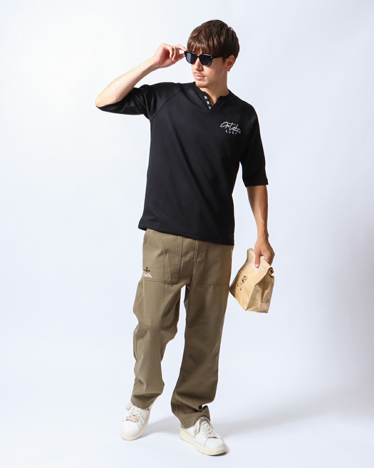 ブラック：180cm/70kg(Lサイズ着用)