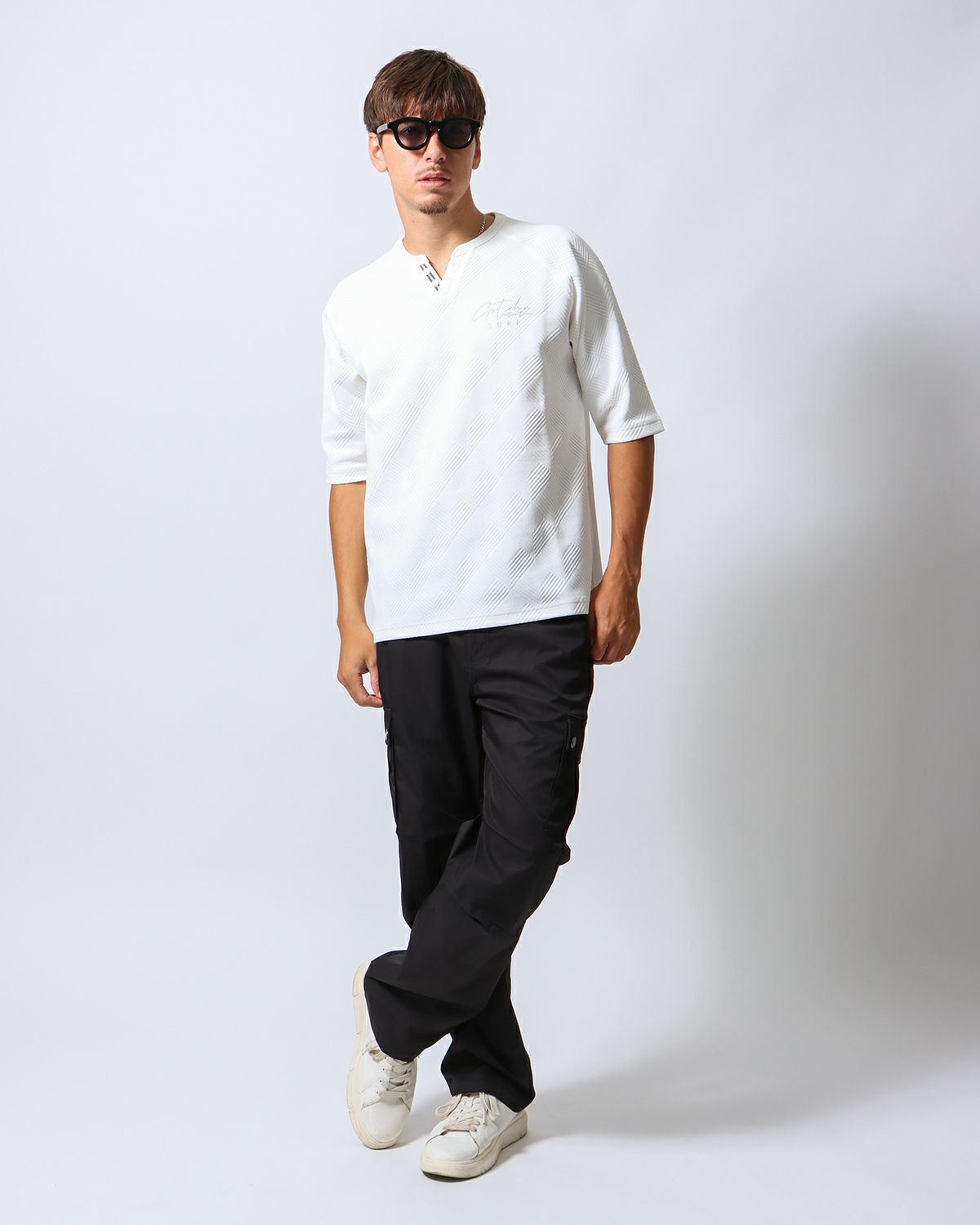 オフホワイト：180cm/70kg(Lサイズ着用)