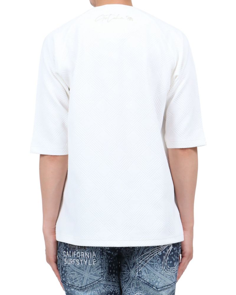 オフホワイト：174cm62kg(Lサイズ着用)