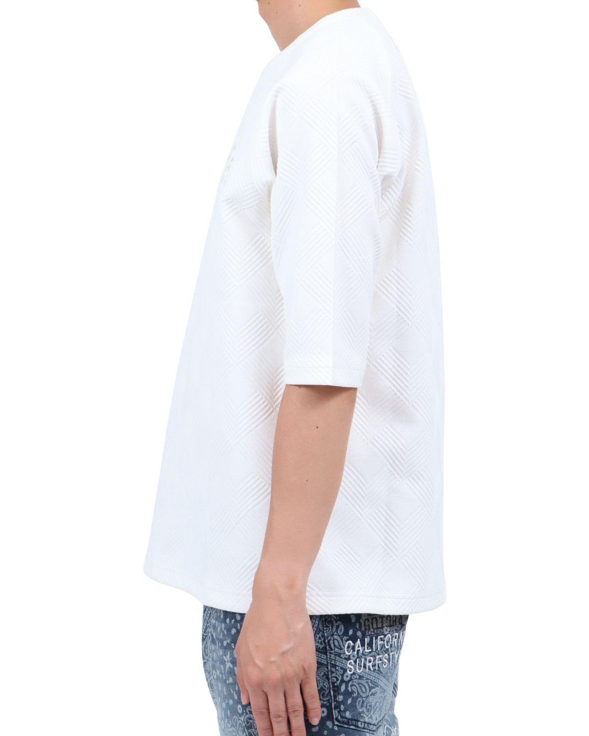 オフホワイト：174cm62kg(Lサイズ着用)