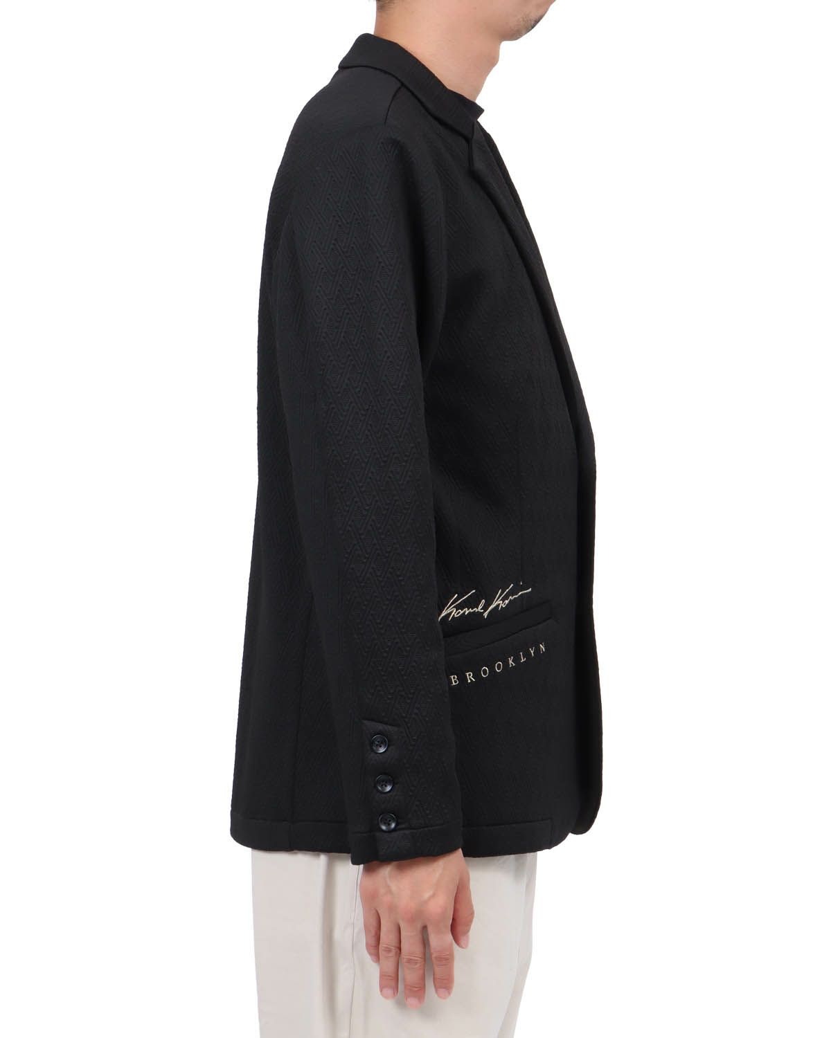 ブラック：174cm62kg(Lサイズ着用)