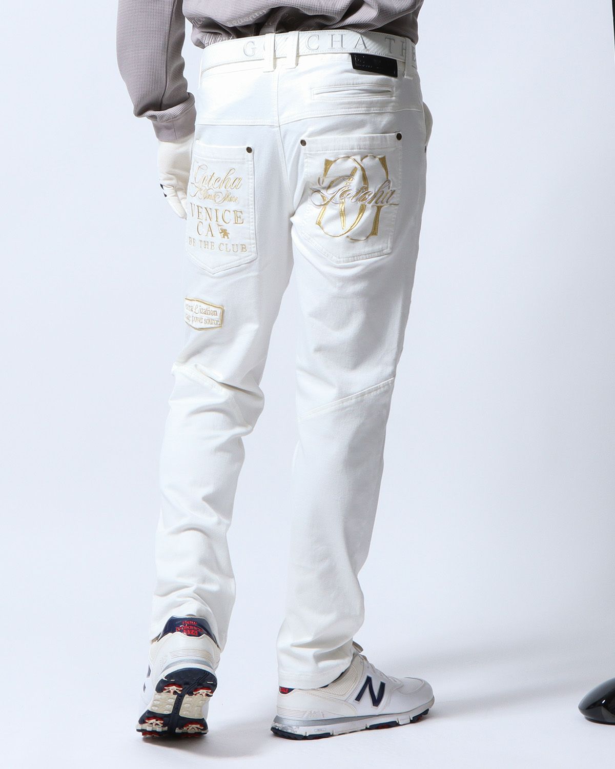 ホワイト：180cm/70kg(Lサイズ着用)