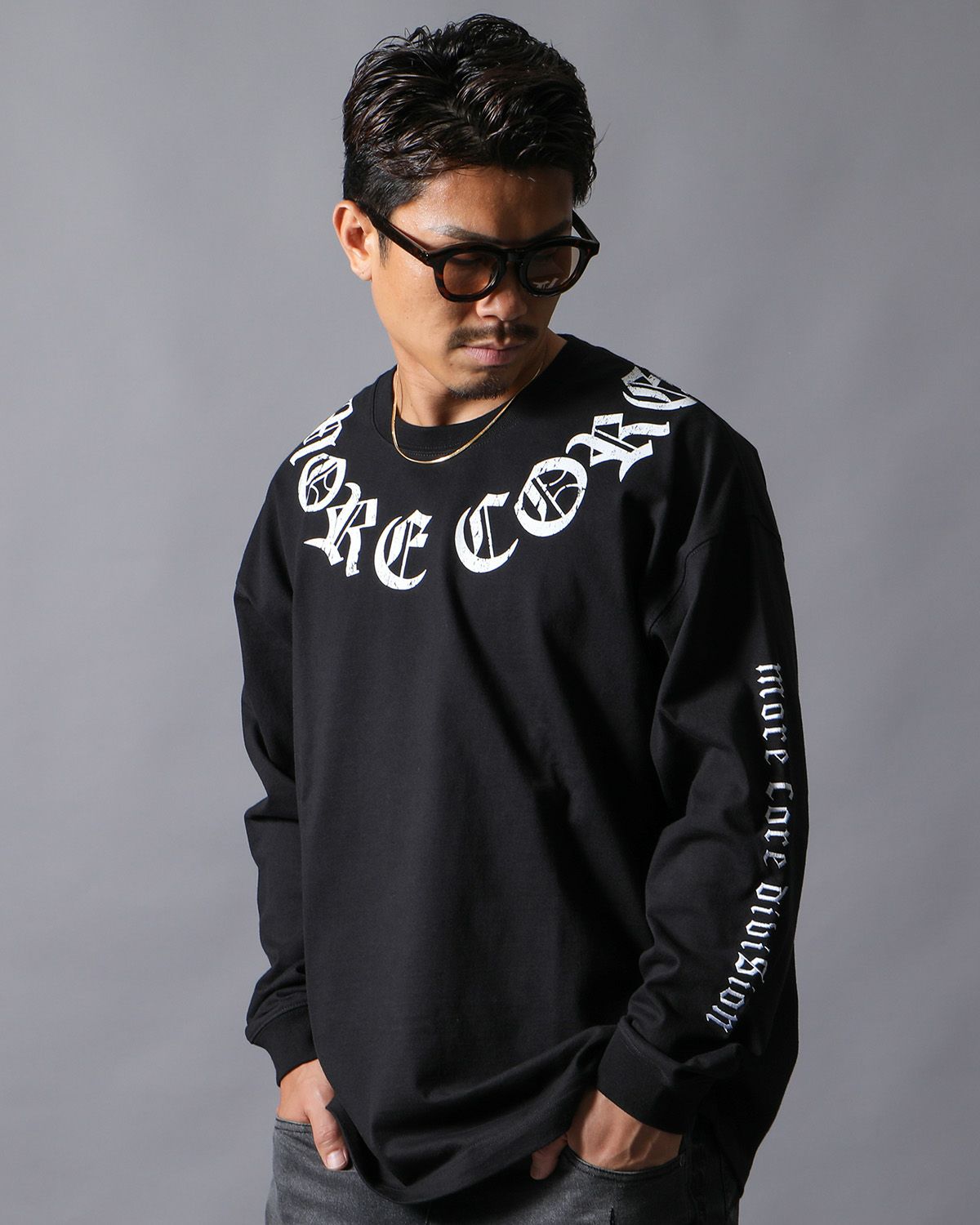 ブラック:165cm(Lサイズ着用)