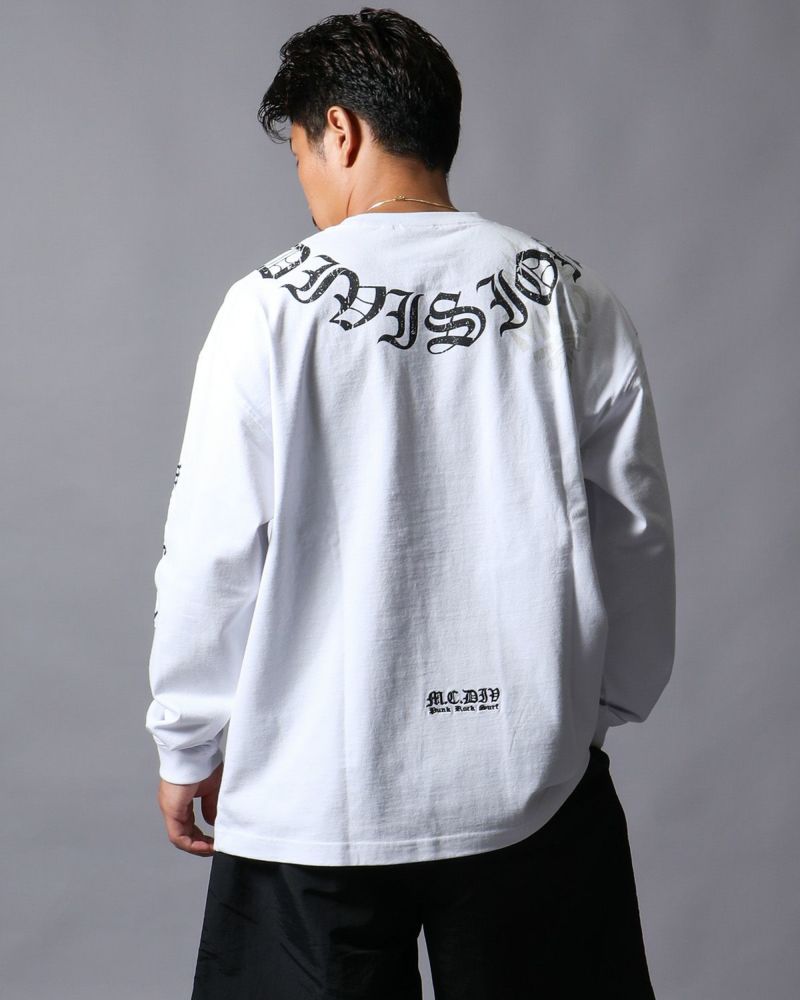 ホワイト:165cm(Lサイズ着用)