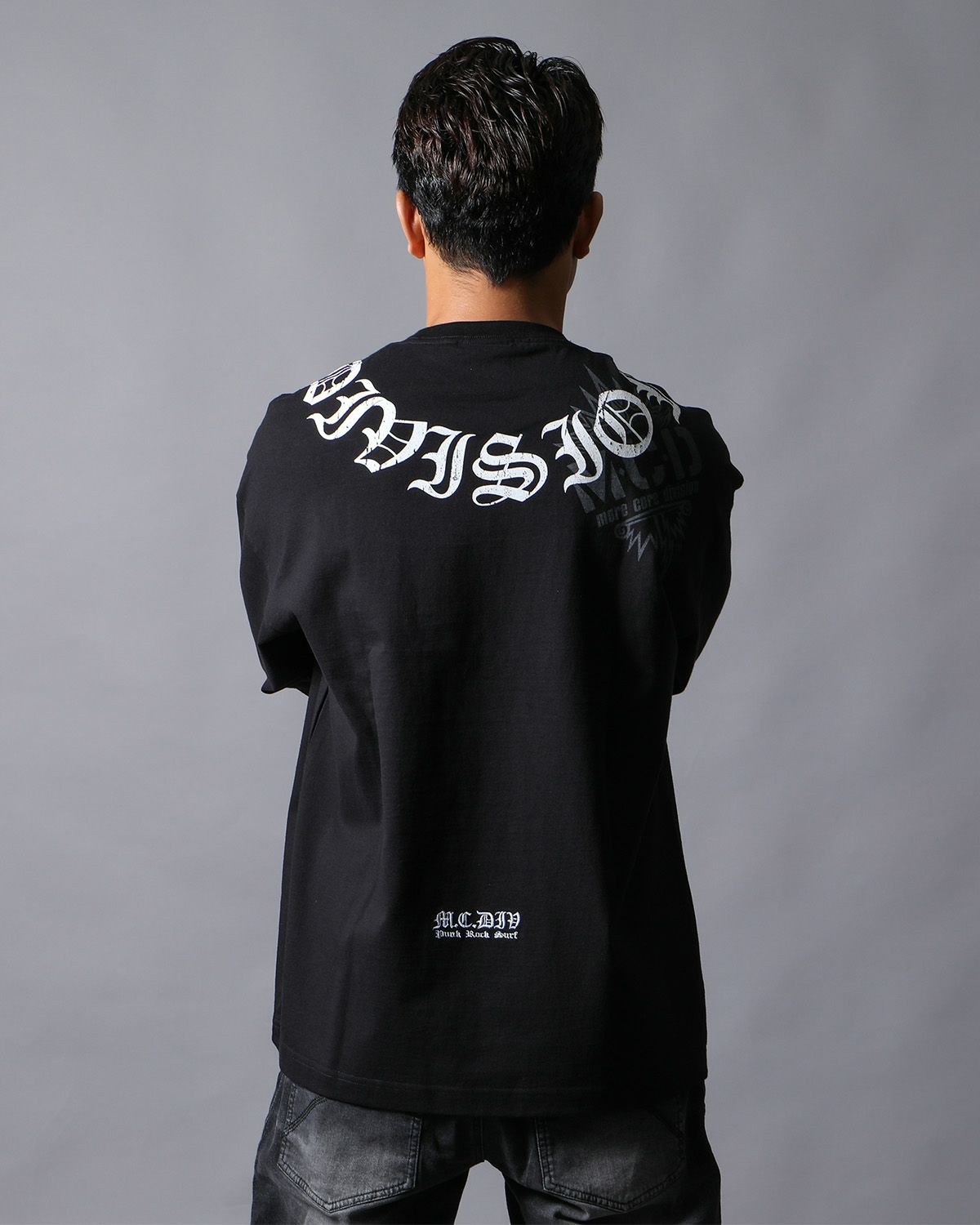 ブラック:165cm(Lサイズ着用)