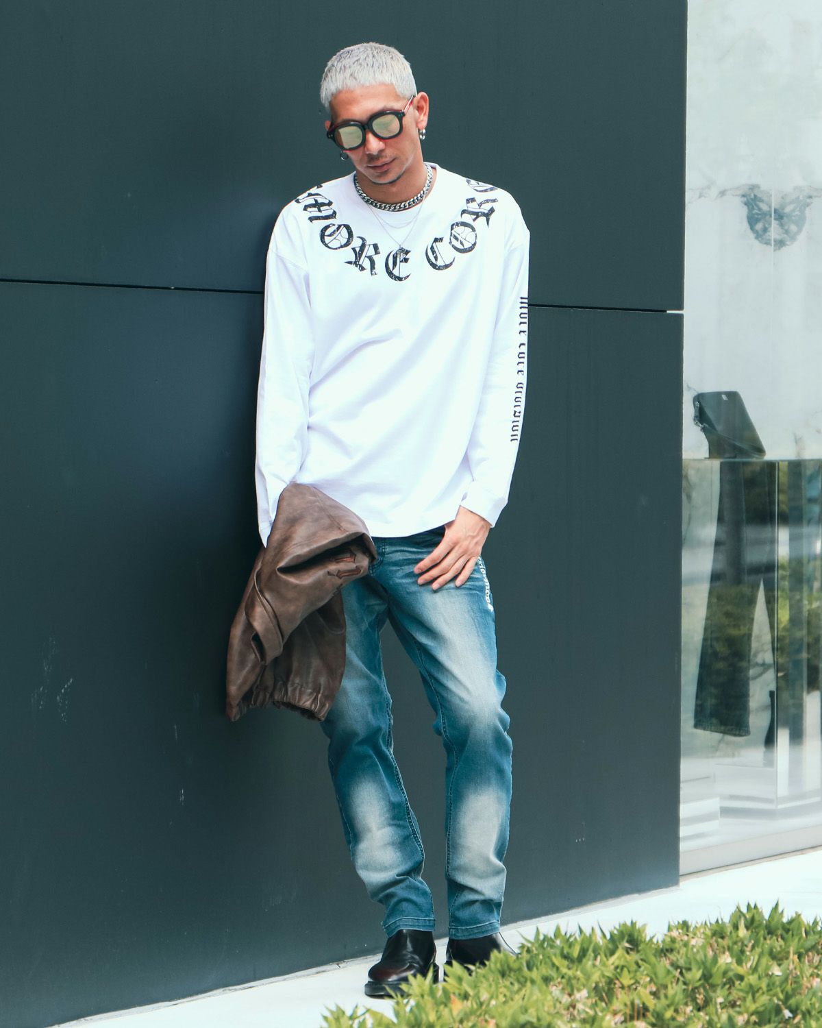 ホワイト:183cm(Lサイズ着用)