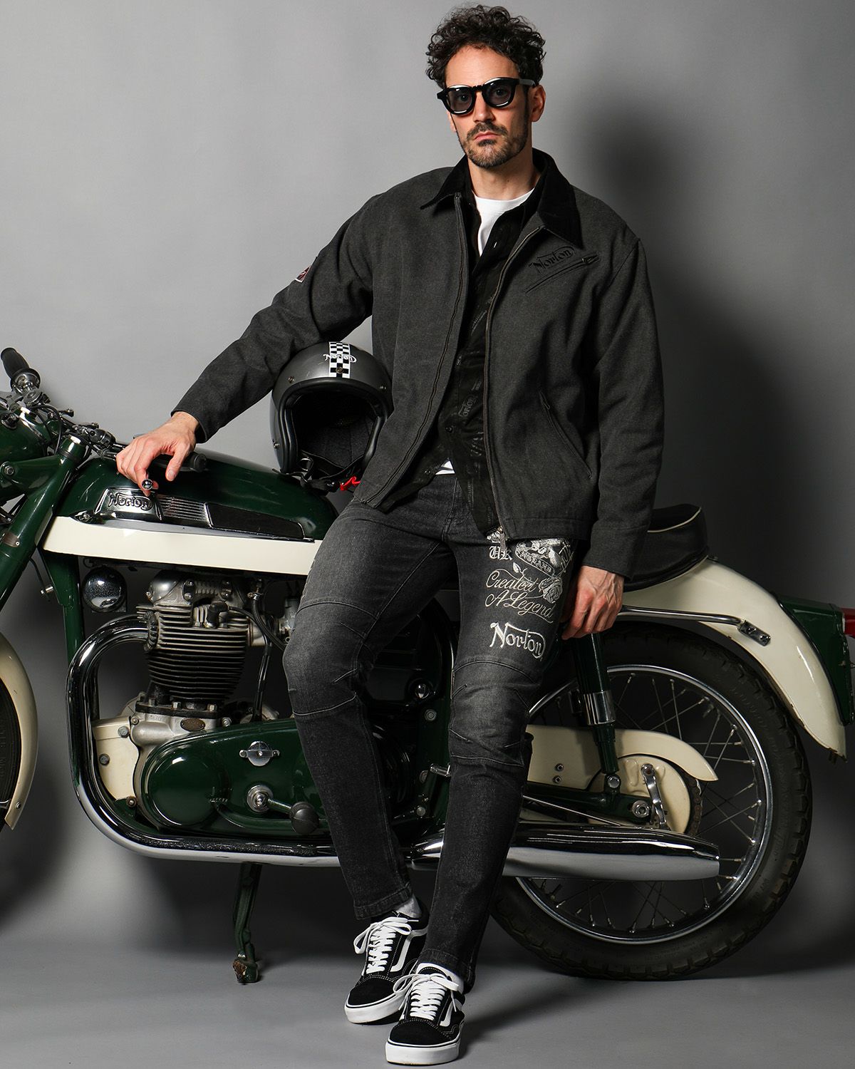 ブラック：186cm(Lサイズ着用)