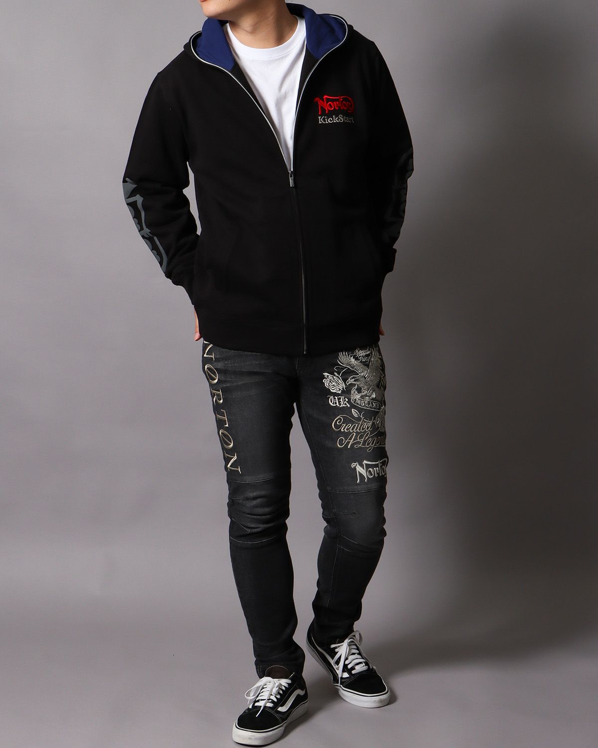 ブラック：178cm/75kg(Lサイズ着用)